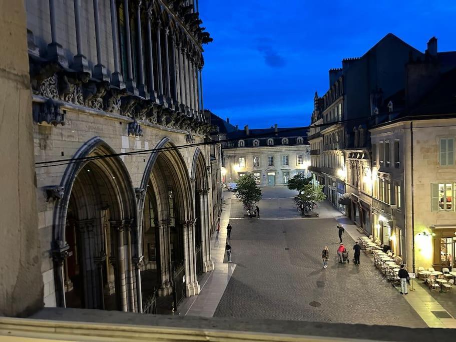 Trop Chouette Centre Dijon Apartment Екстериор снимка